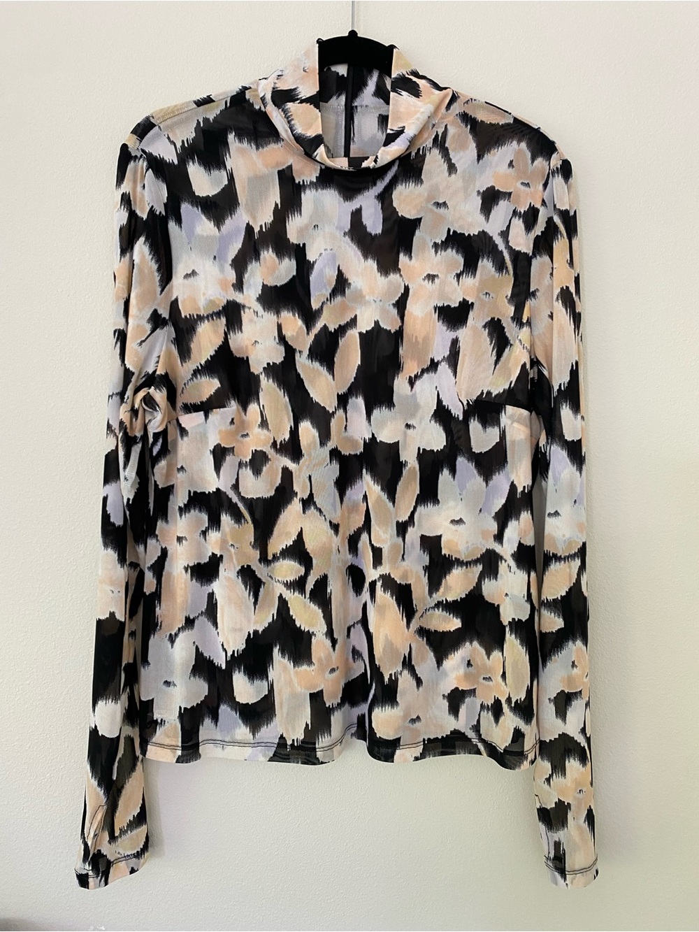 NWOT Cabi 4422 Cream and Black Mesh Floral Turtleneck Large